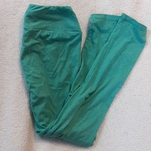 Lularoe size small turquoise leggings